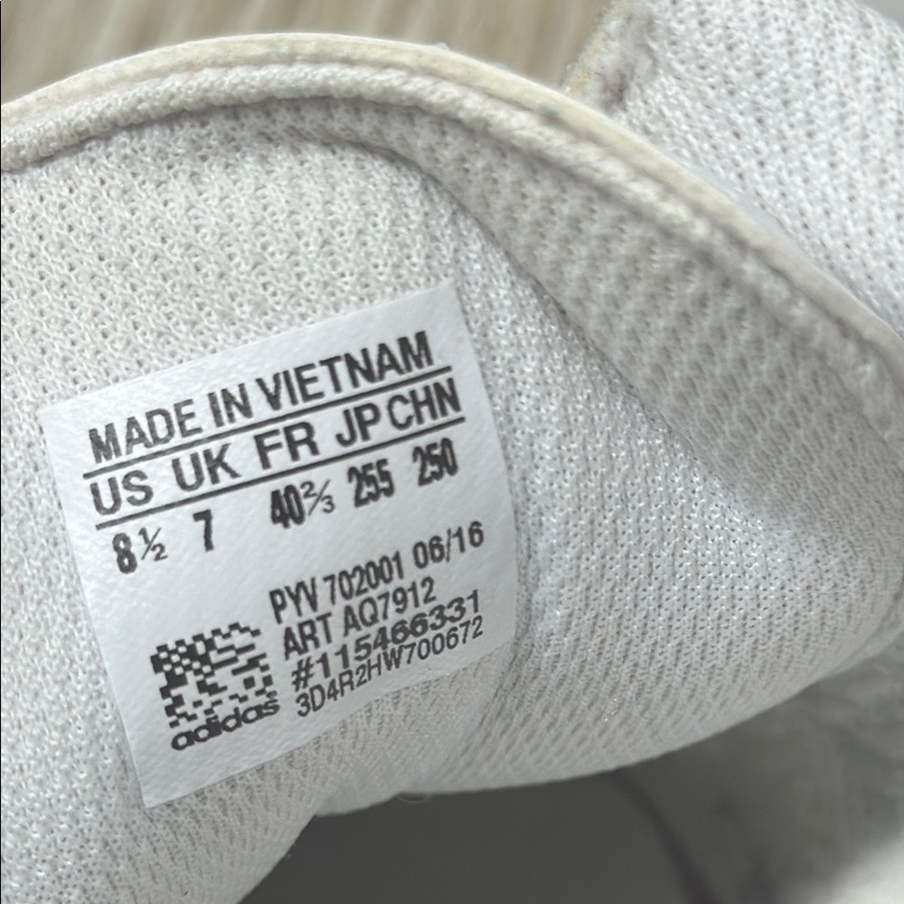 Adidas Samoa - Picture 12 of 12